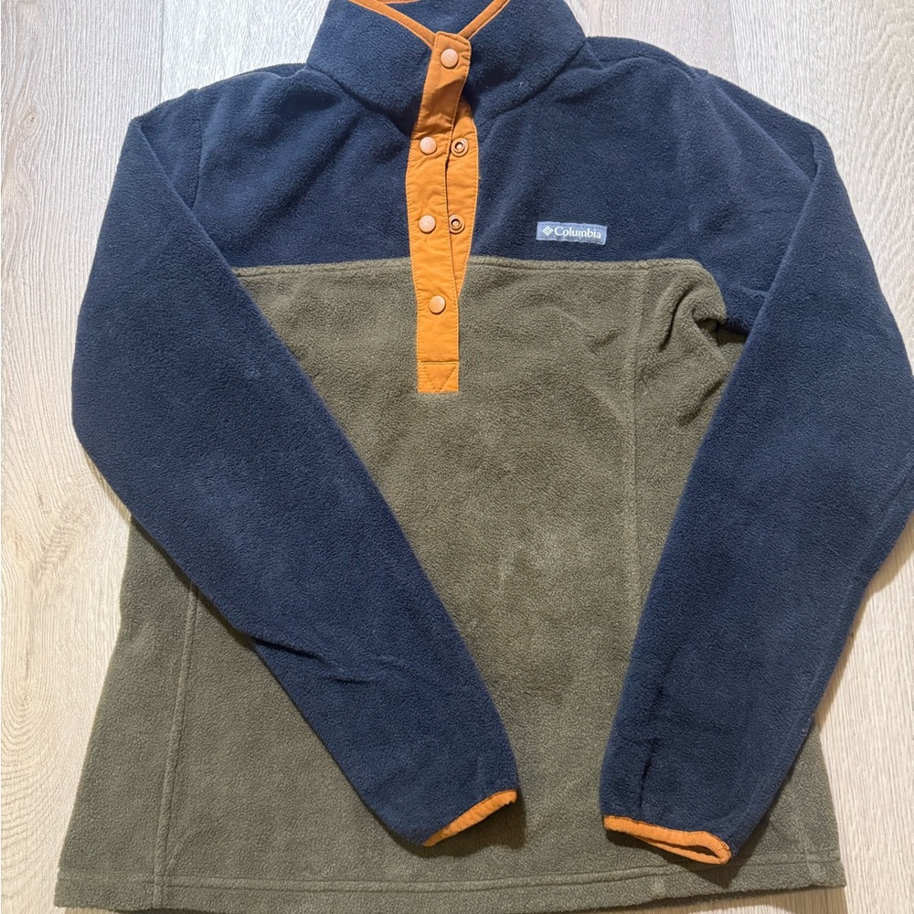 Columbia Two-Tone Fleece with Orange Accents